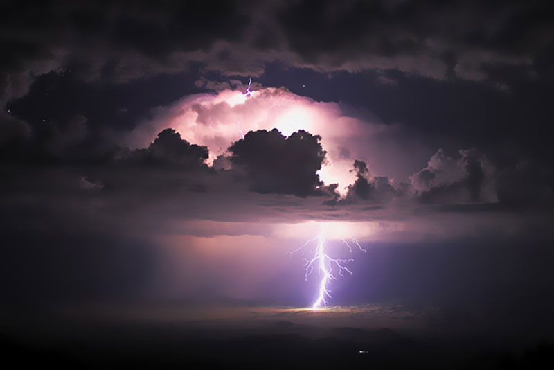 Rare upward lightning videos reveal potential downward triggers ...